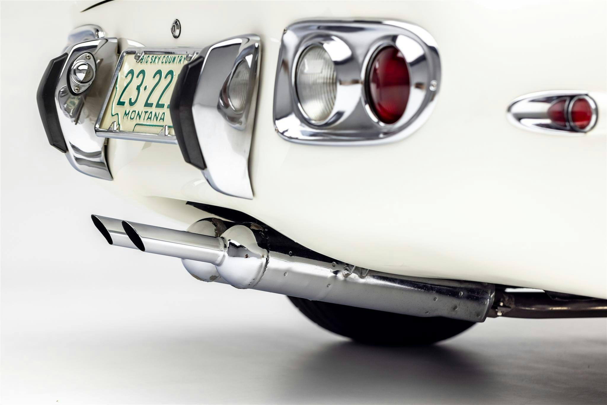 1968 Toyota 2000GT rear tailpipes
