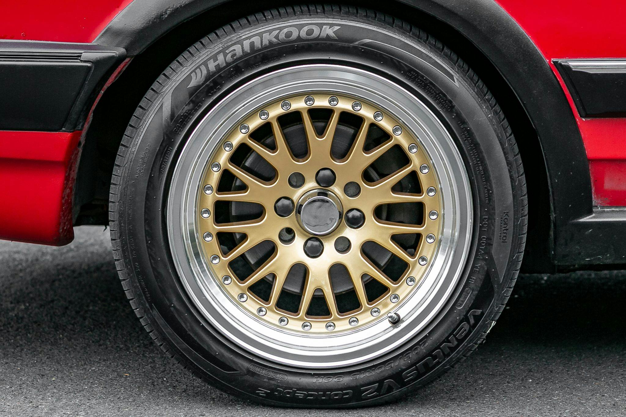 Volkswagen Quantum Syncro Manual Wagon wheel tire combo