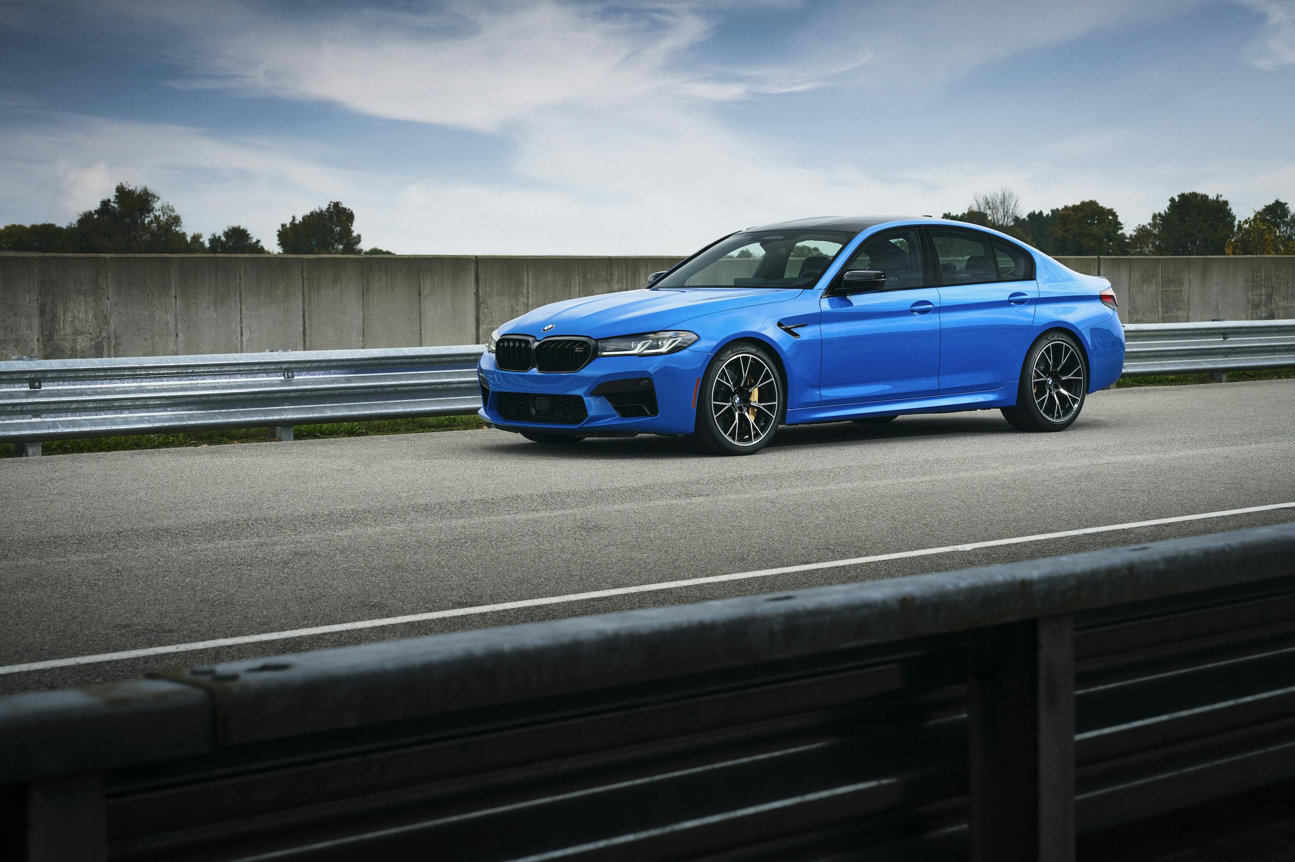 2021 BMW M5 Competition front three-quarter