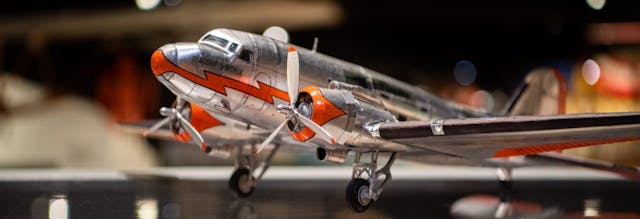 Bob Lutz - DC-3 model close-up