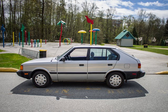 Hyundai Pony side profile