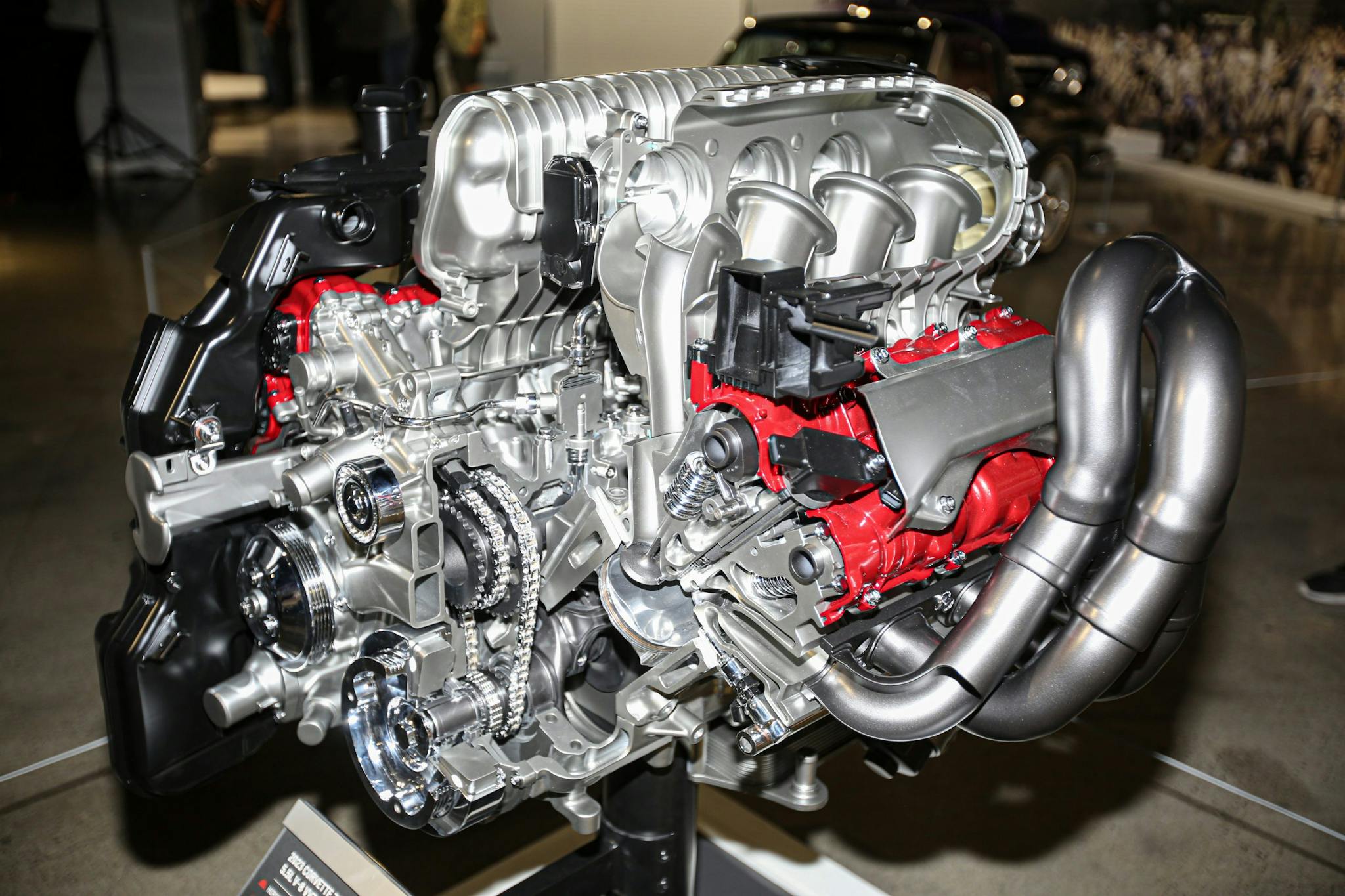 13 details to know about the Z06's 670-hp LT6 V-8 - Hagerty Media