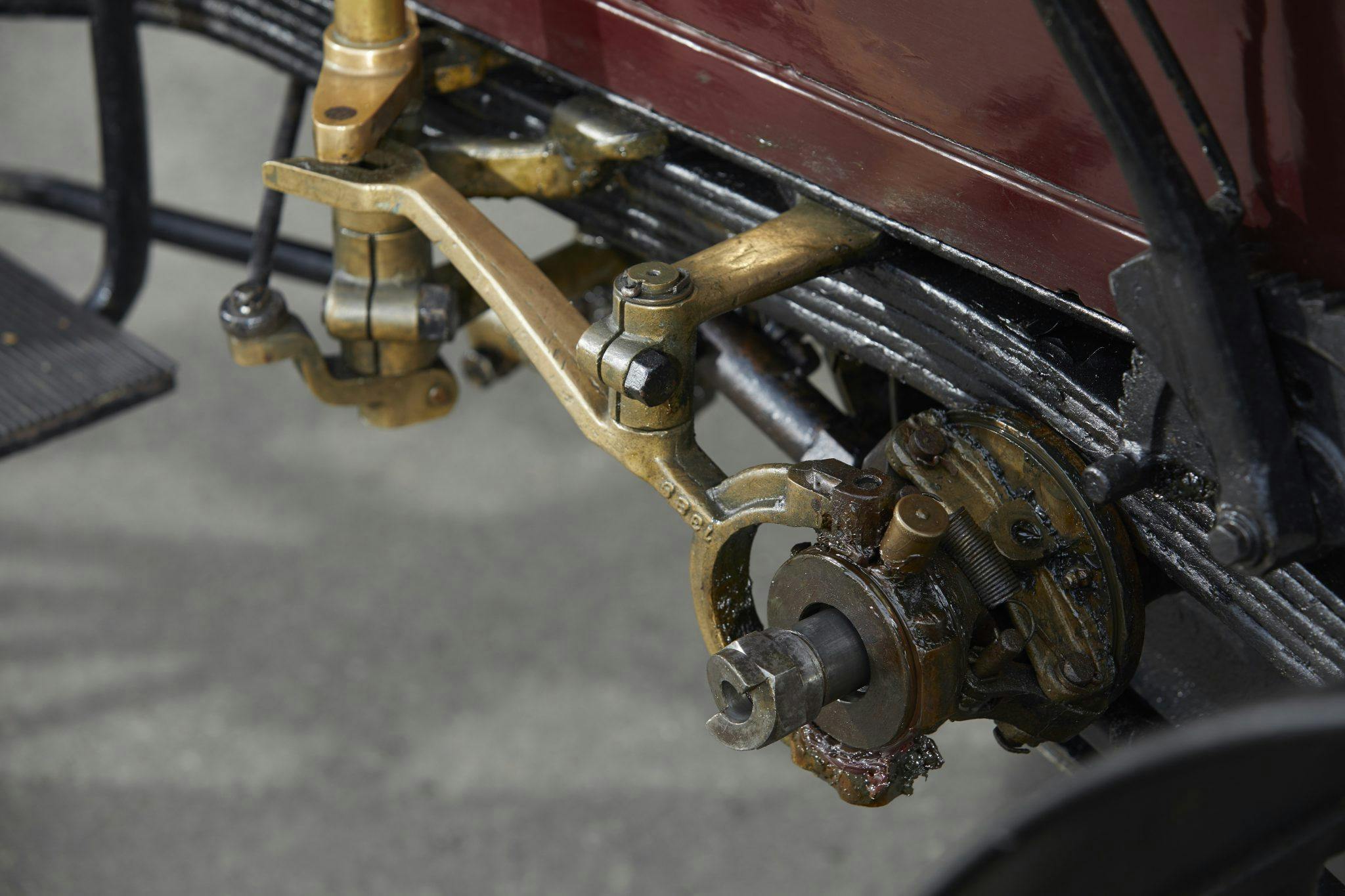 1903 Knox linkages