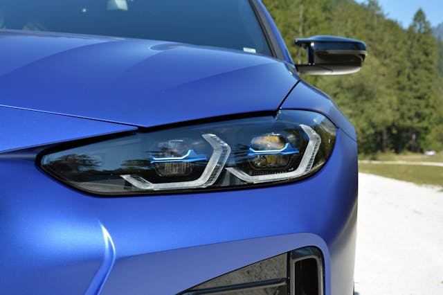 2022 BMW i4 M50 headlight lines