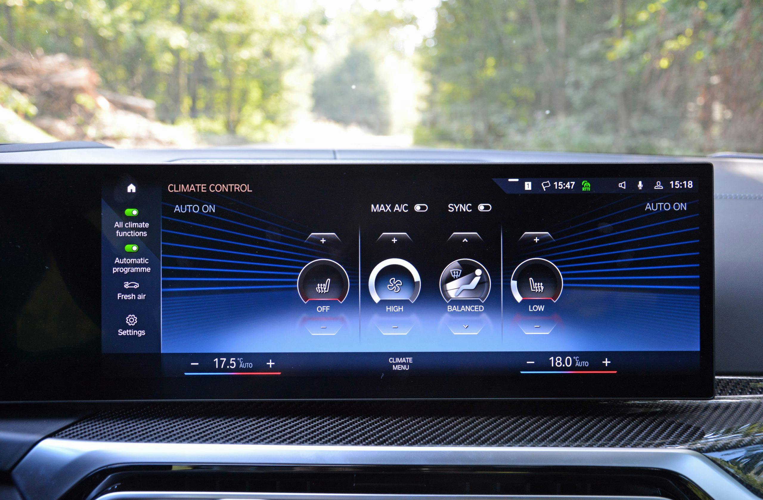 2022 BMW i4 M50 interior infotainment climate controls