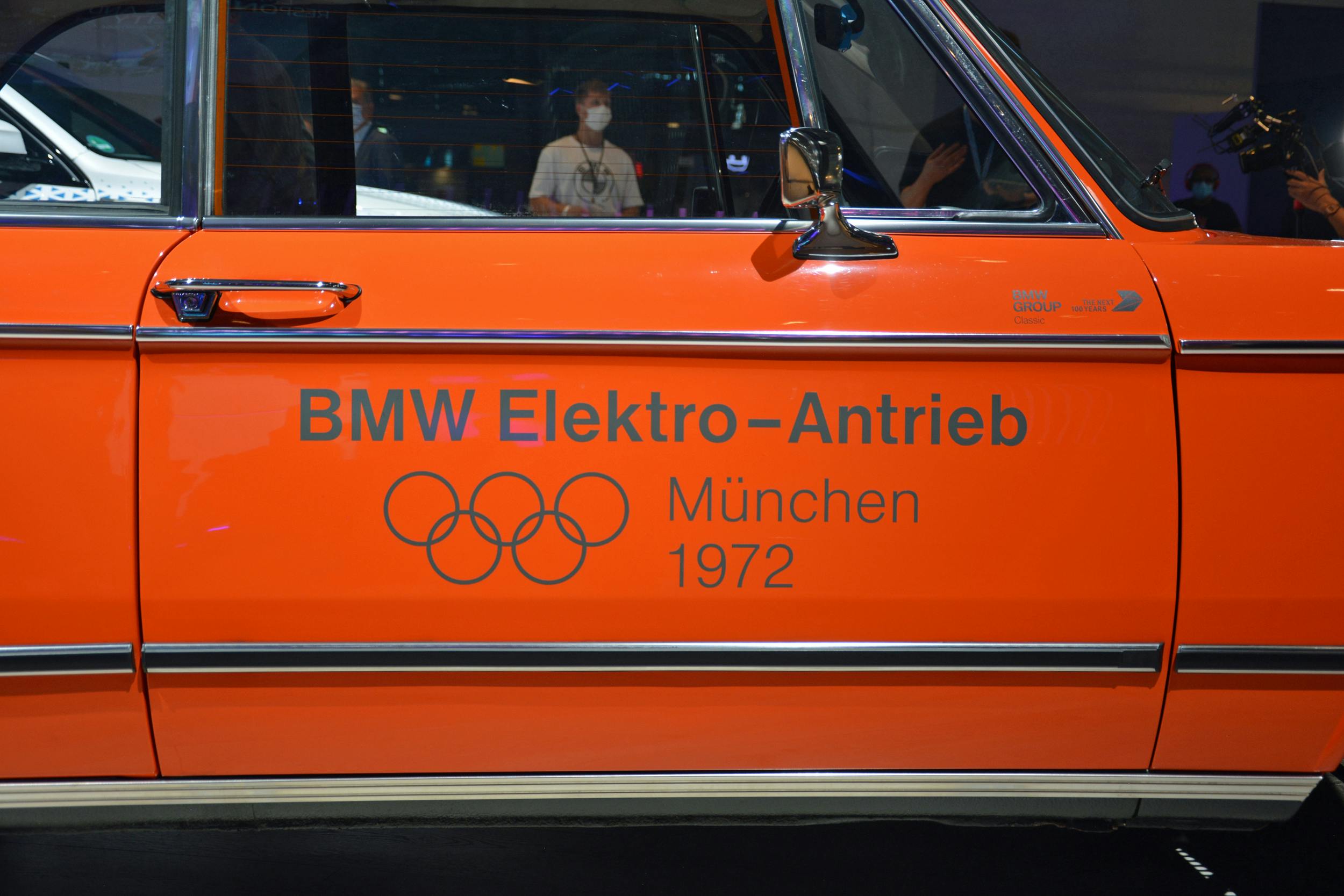 1972 BMW 1602 electric car door panel graphic