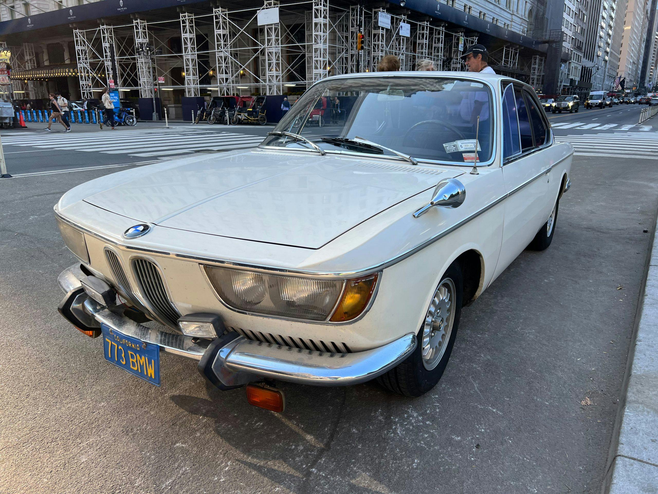 1967 BMW 2000CS front three-quarter