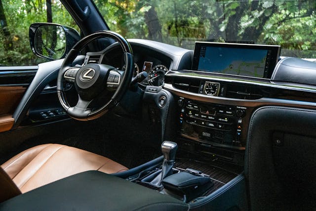 2021 Lexus LX 570 review interior master low