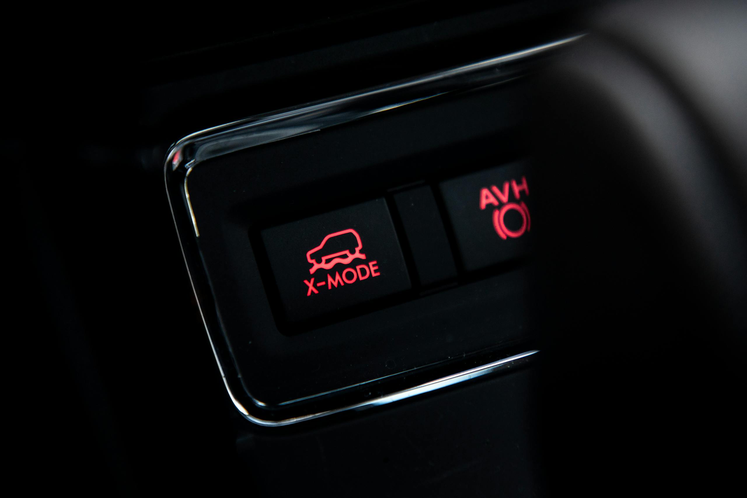 2022 Subaru Ascent Onyx Edition interior x-mode button