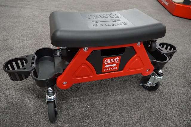 Griot’s Garage Sit-On Creeper Griot’s Garage Sit-On Creeper