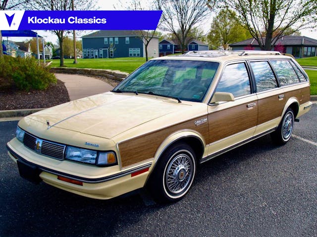 1987 Oldsmobile Cutlass Cruiser station wagon front three-quarter