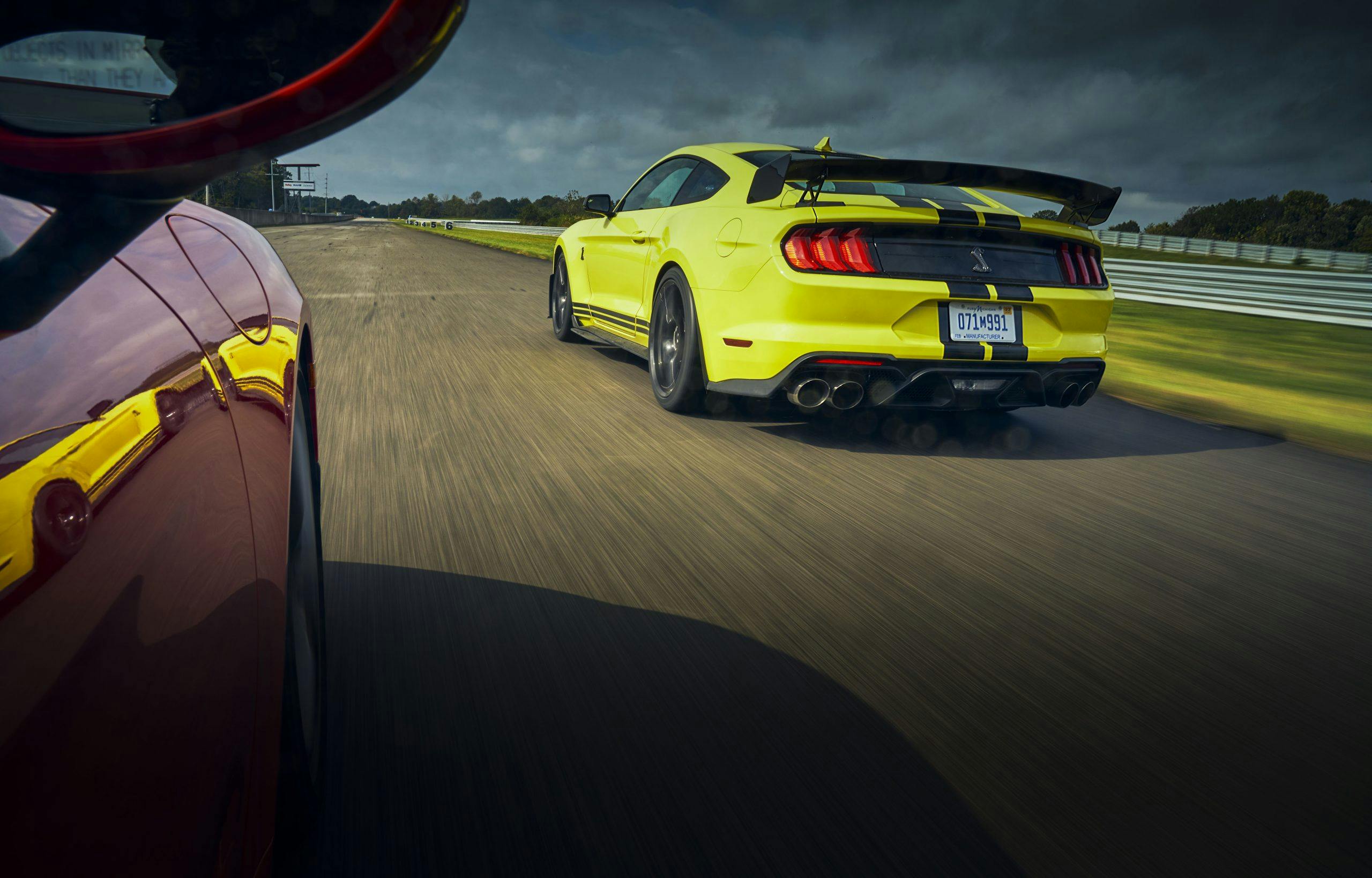 2021 Ford Mustang Shelby GT500 rear three-quarter action