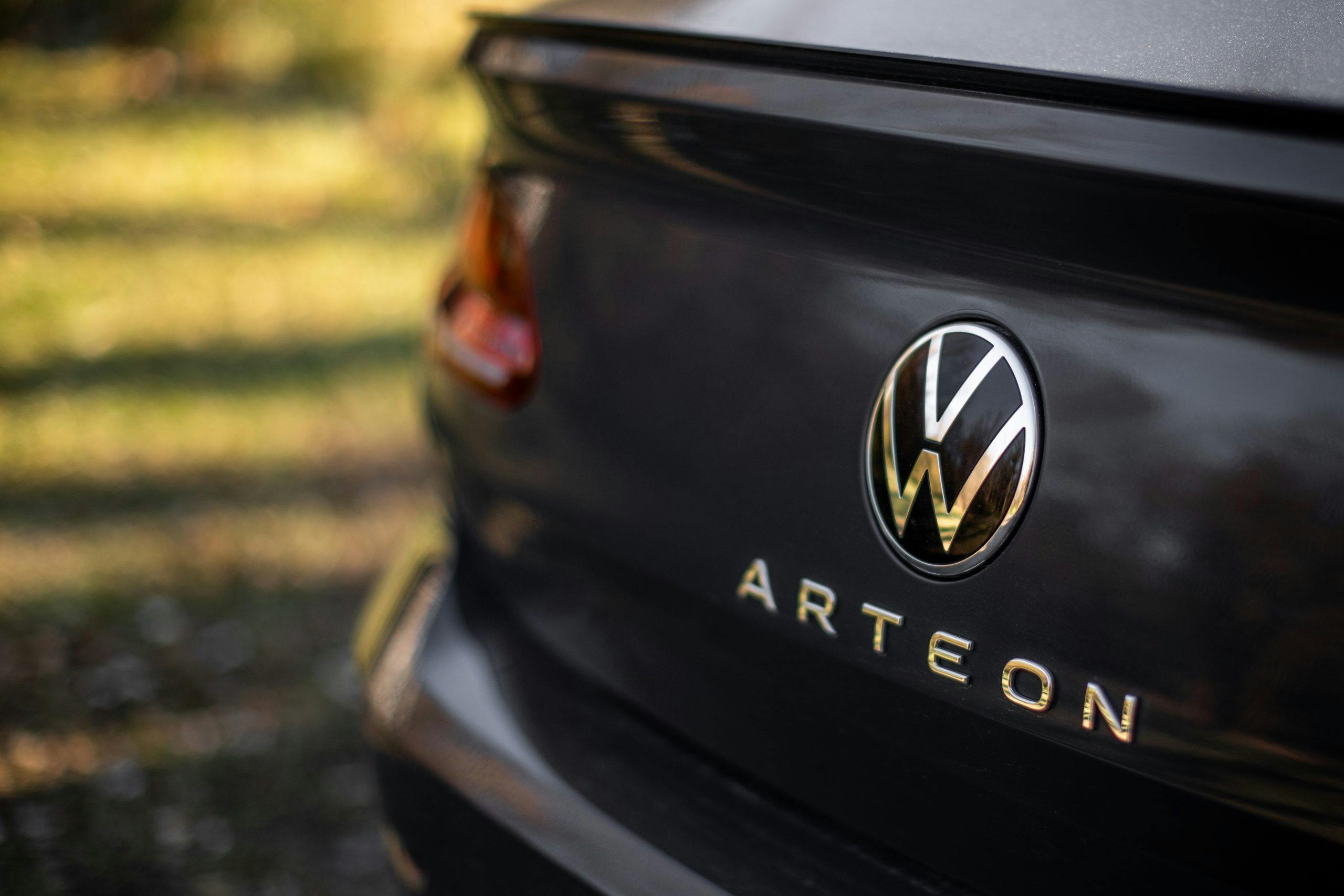 2022 Volkswagen Arteon rear badge