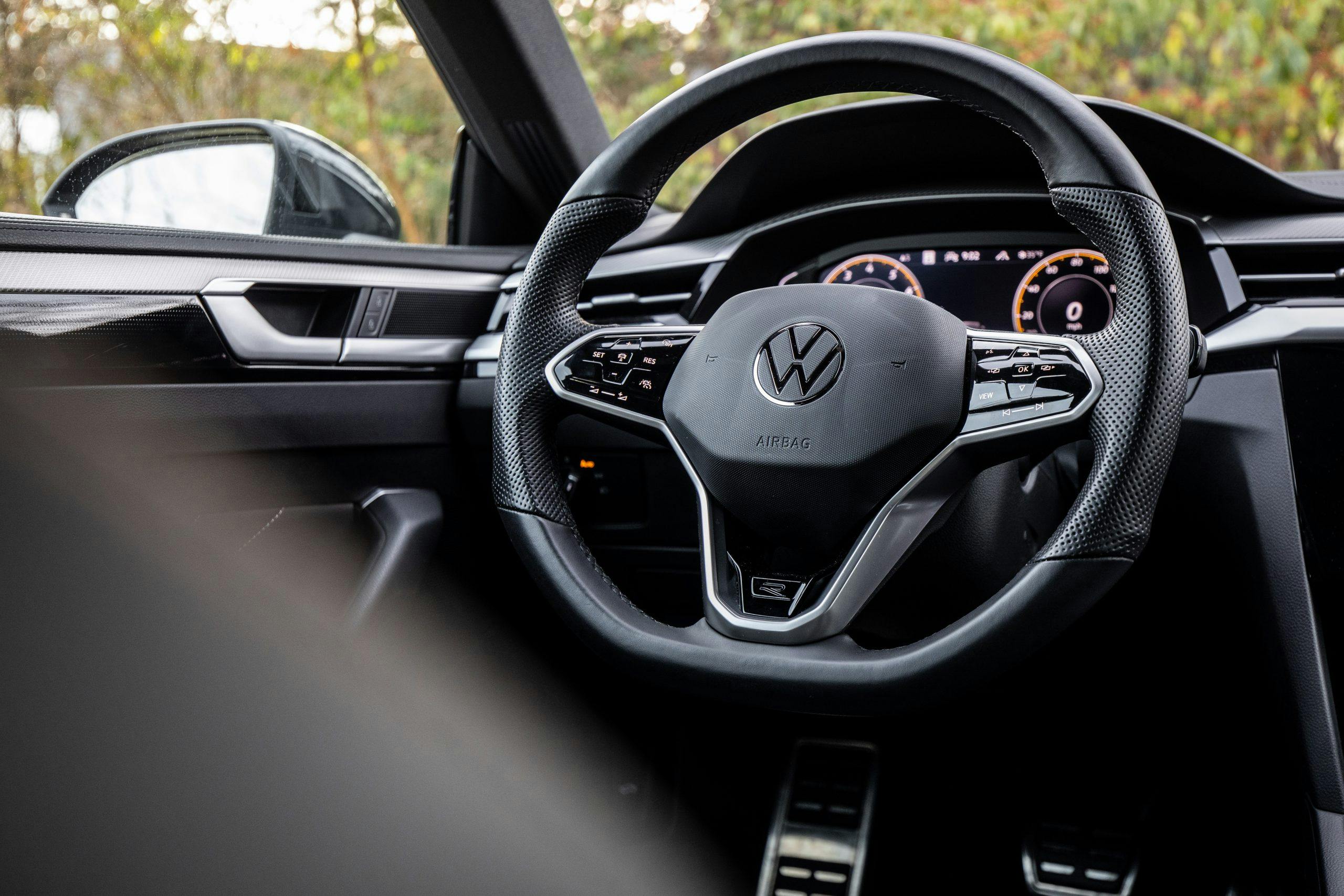 Volkswagen Arteon interior steering wheel