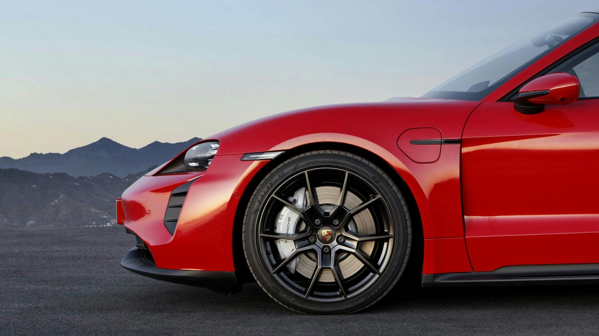 2022 Porsche Taycan GTS wheel brake detail