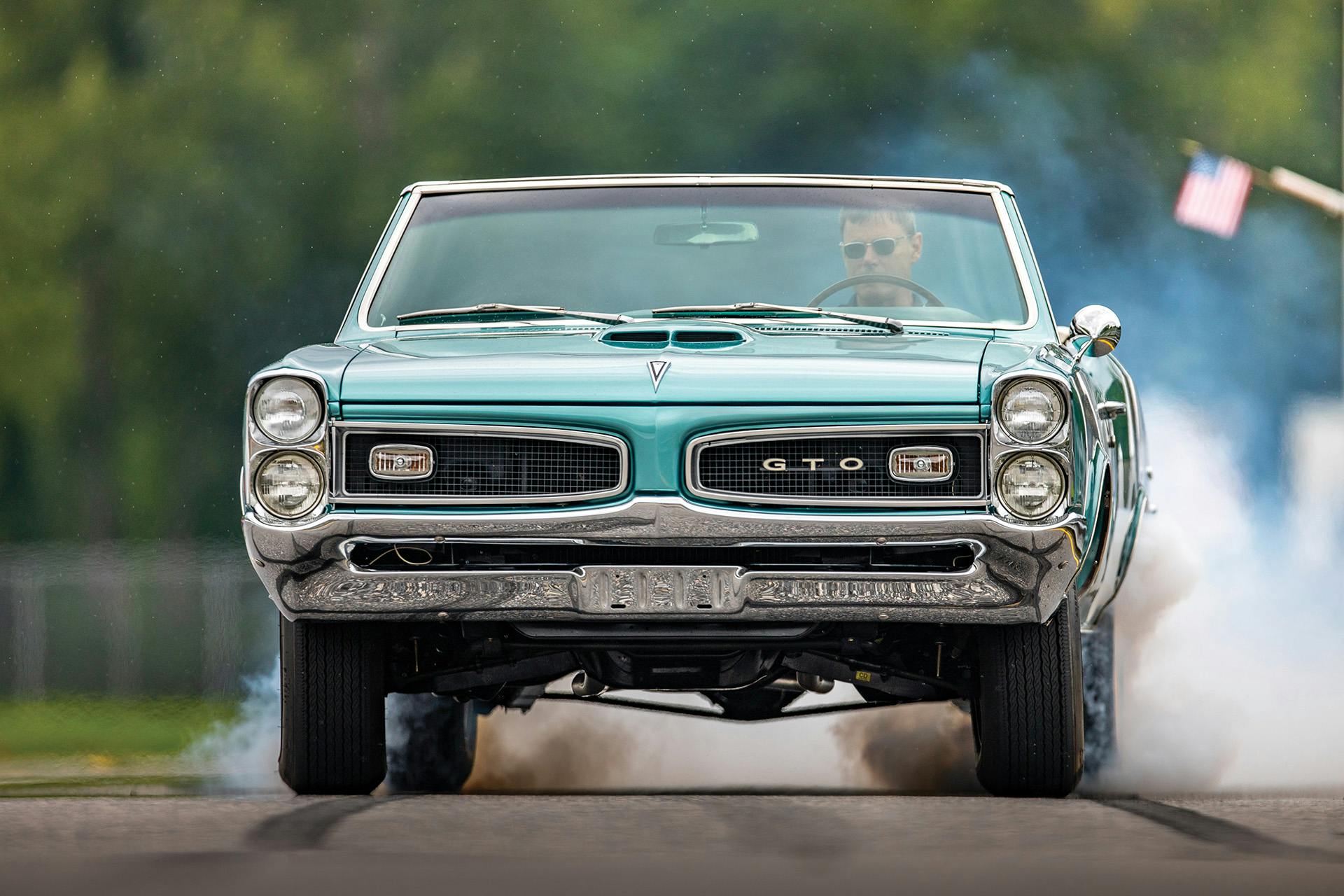 1966 Pontiac GTO front action