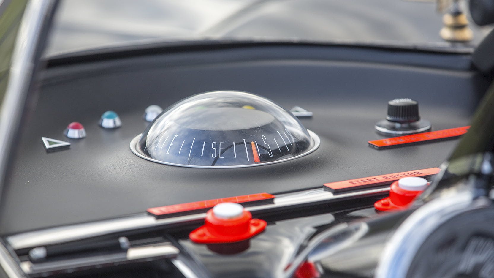 1977 Lincoln Batmobile Replica dash compass