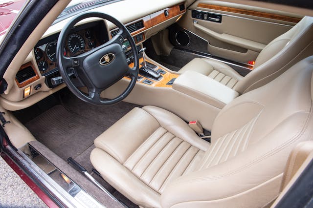 1991 Jaguar XJS V-12 interior