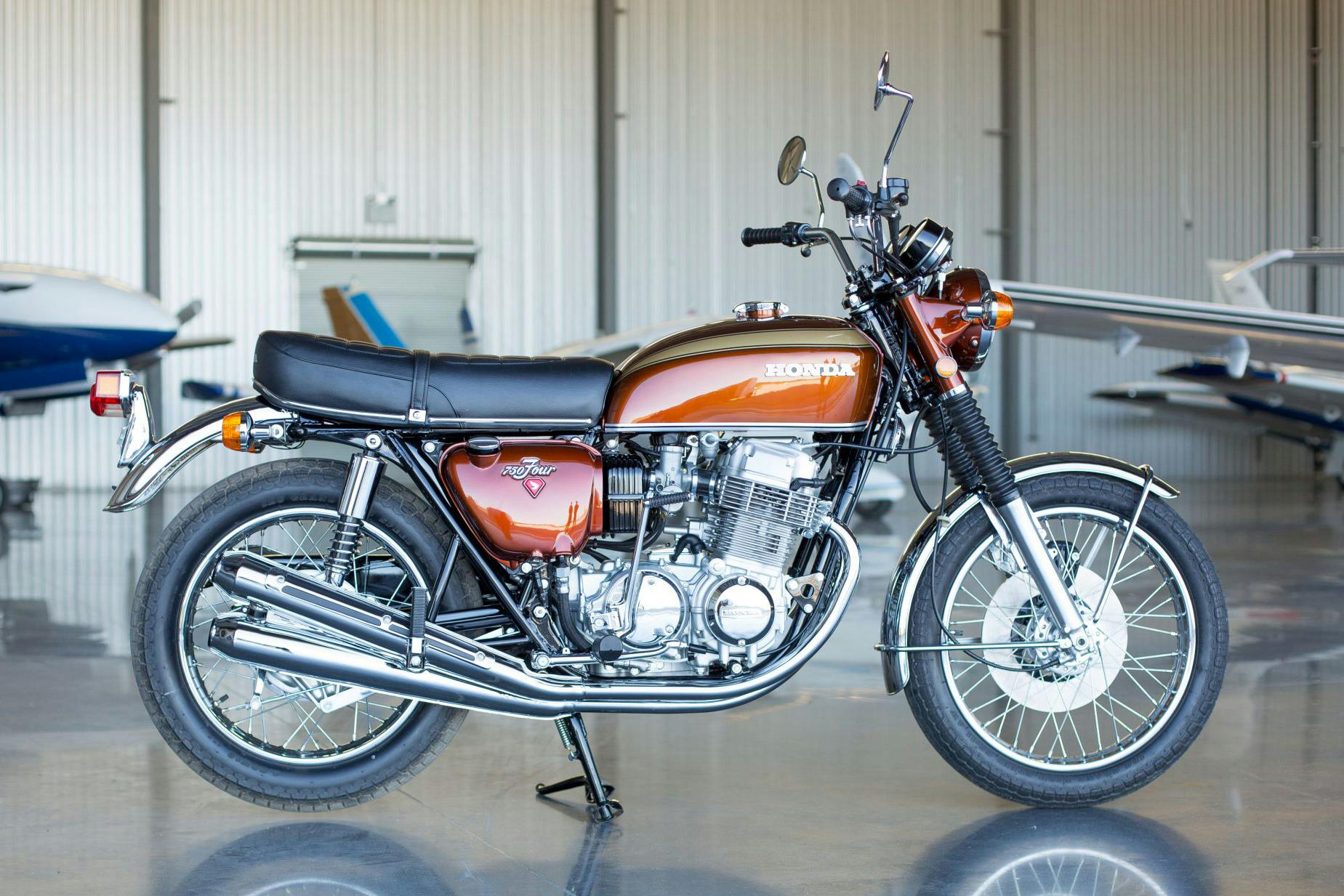 1971-Honda-CB750 side profile