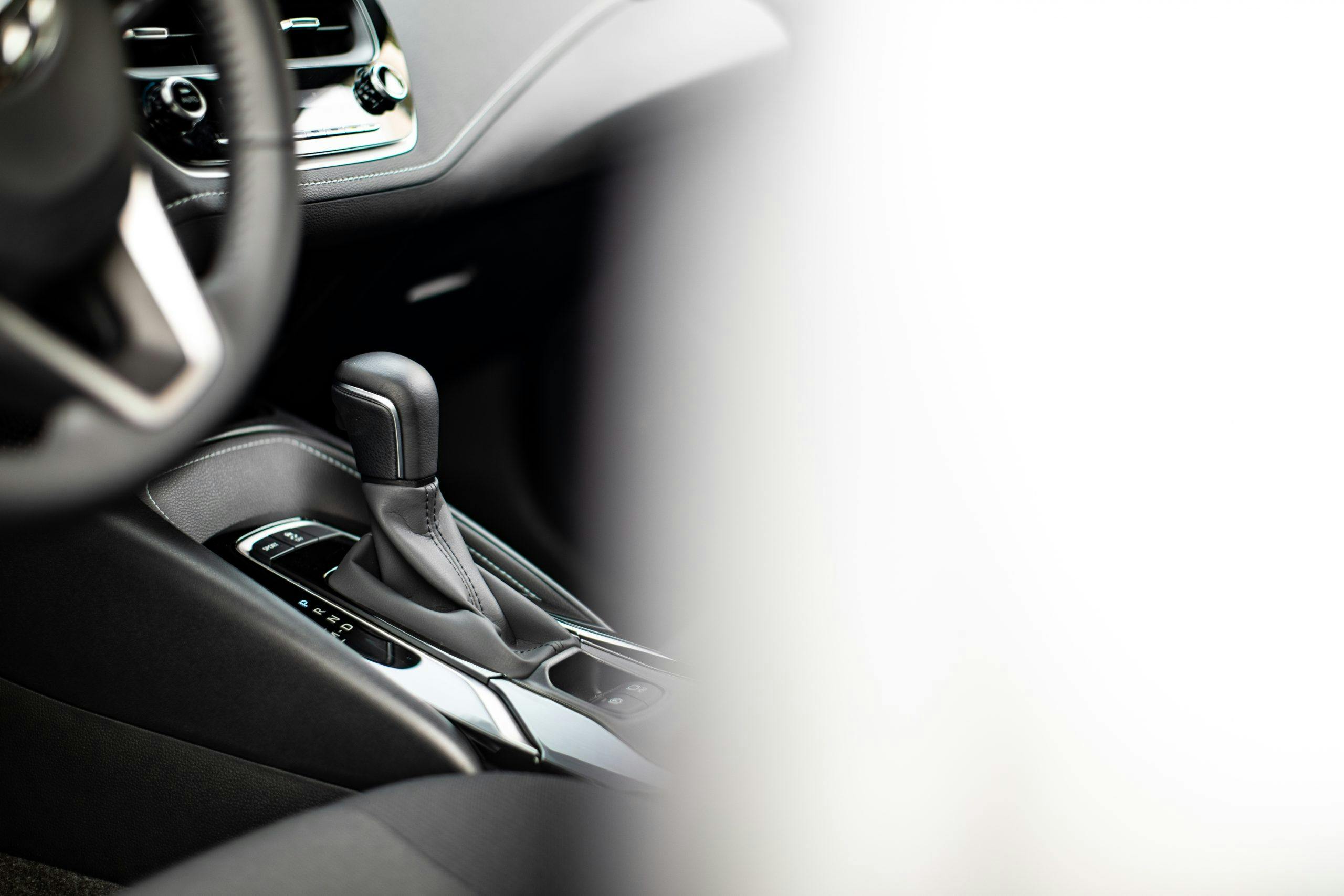 2021 Toyota Corolla Hatchback SE Nightshade interior center console gear select