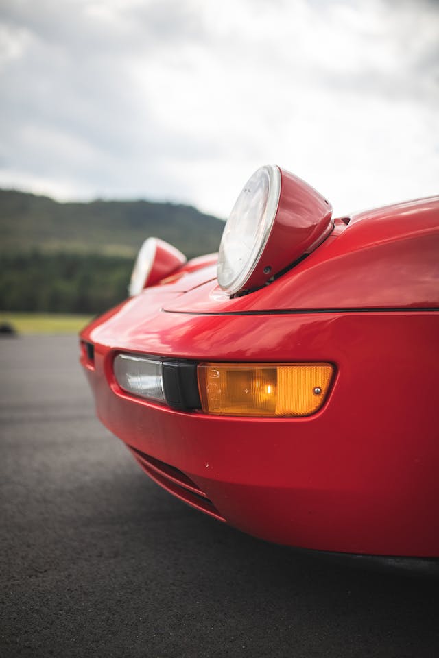 1993 Porsche 968 front end lights vertical