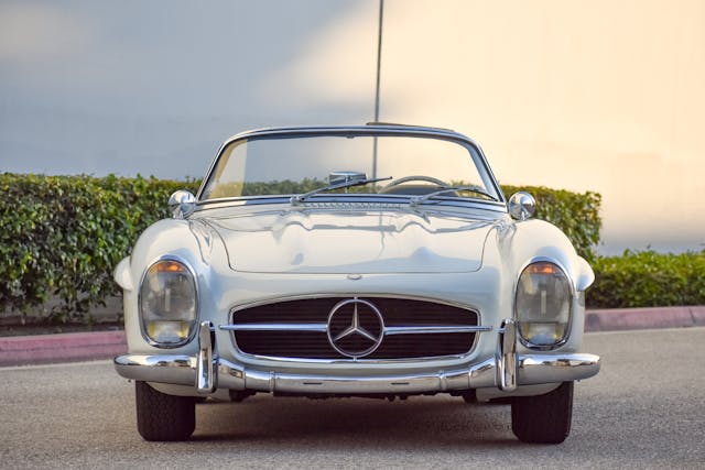 Mercedes-Benz 300SL front