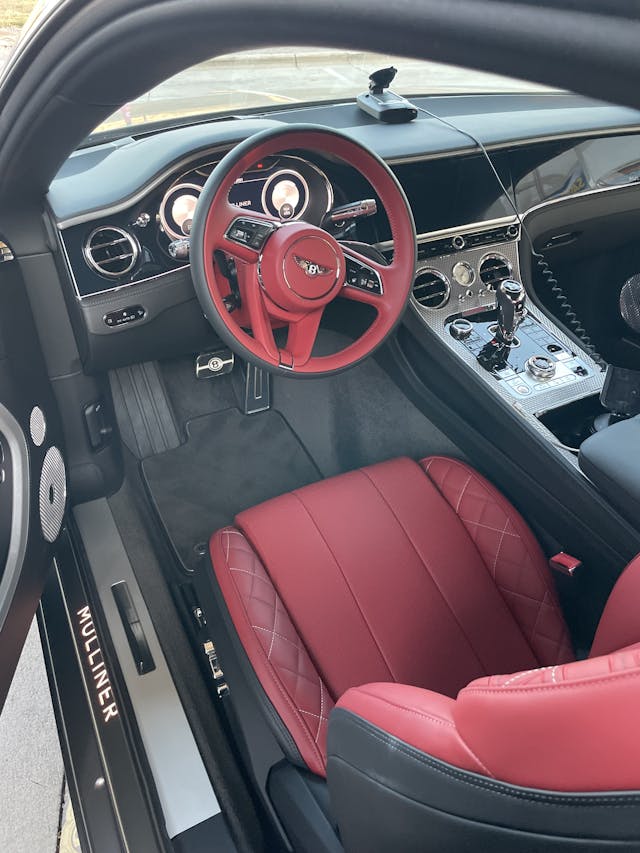 2022 Bentley Continental GT Mulliner steering wheel