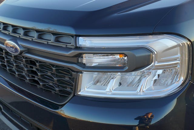 2022 Ford Maverick XLT headlights