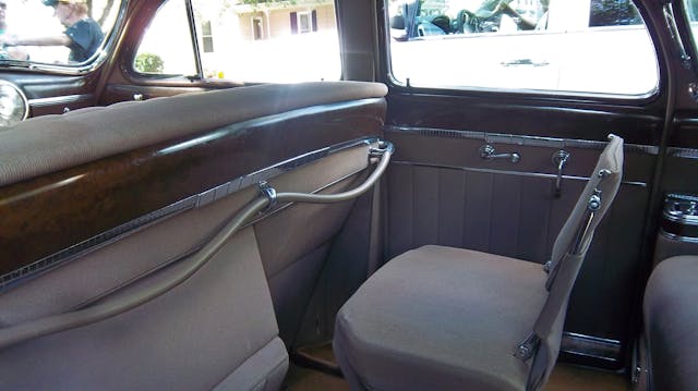 1941 Cadillac Fleetwood Series 75 10