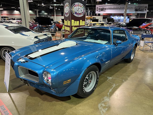 1970-pontiac-firebird-trans-am-ram-air-iv