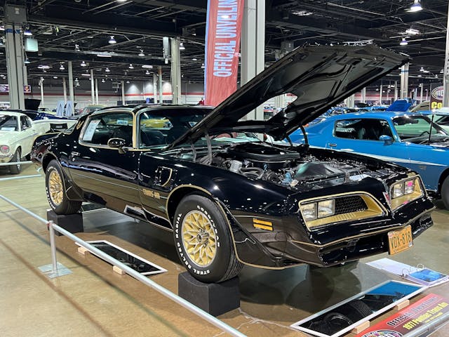 1977-pontiac-trans-am-bandit