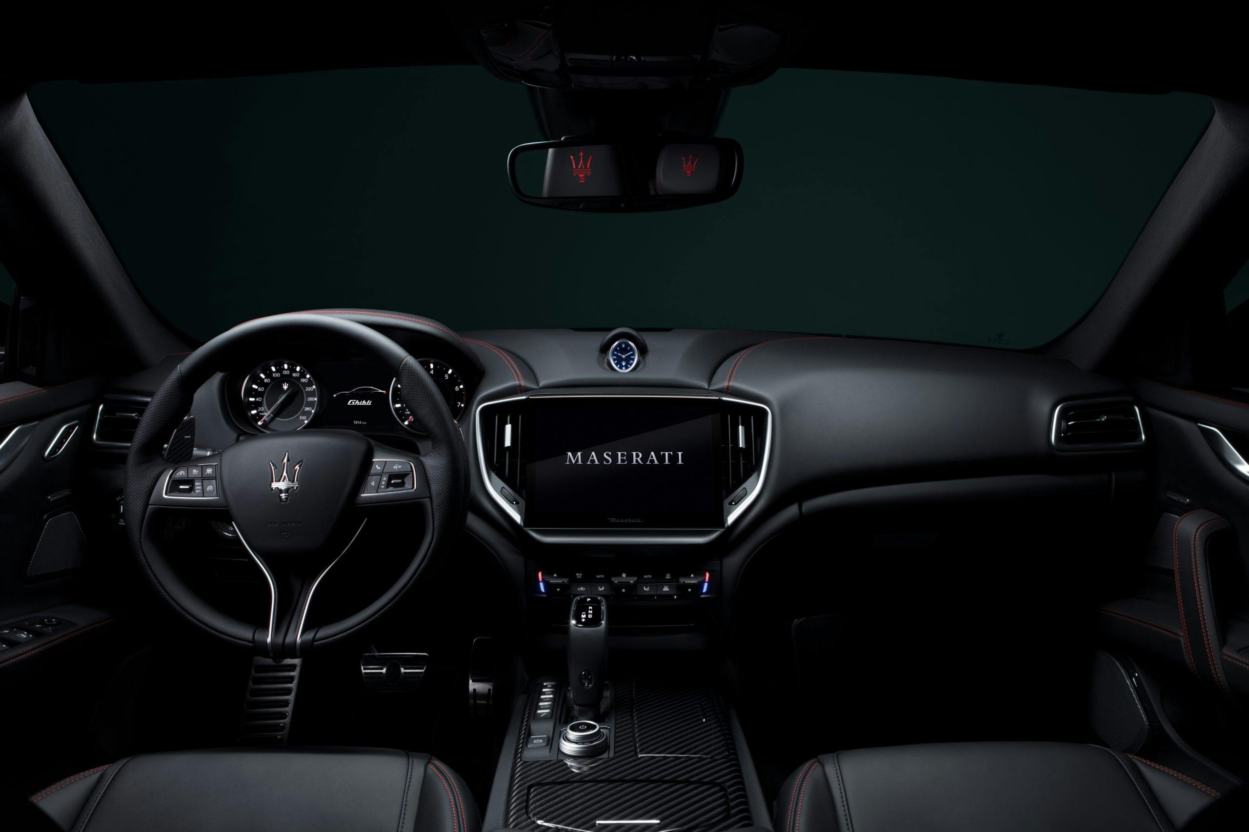 2019 Maserati Ghibli GranSport V6 interior