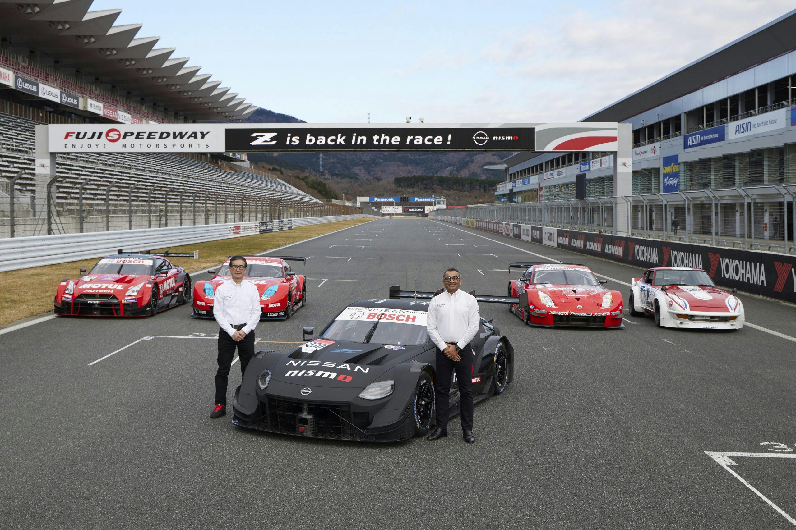 Nissan NISMO Z GT500 team directors family of cars