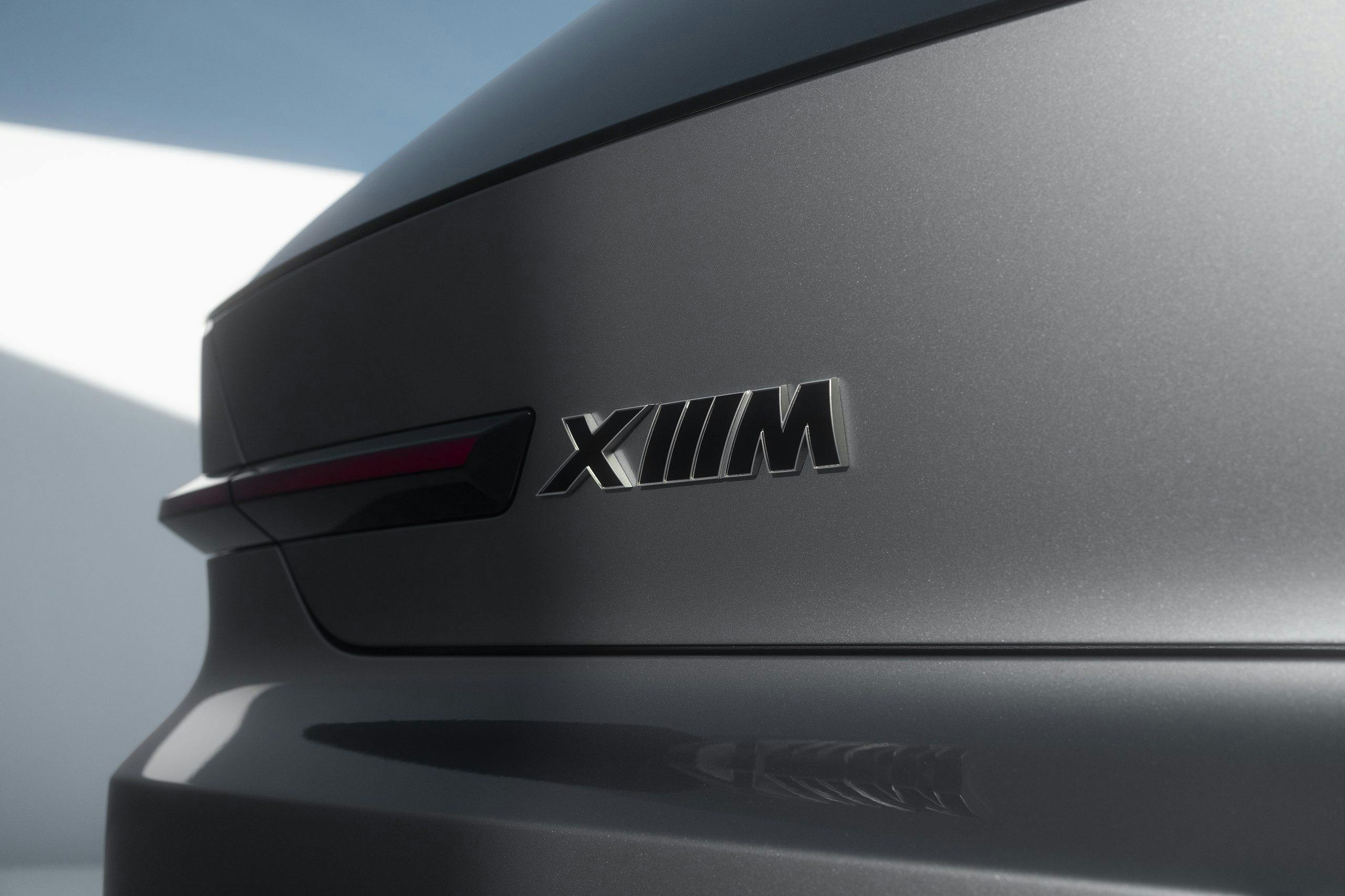 BMW XM concept logo