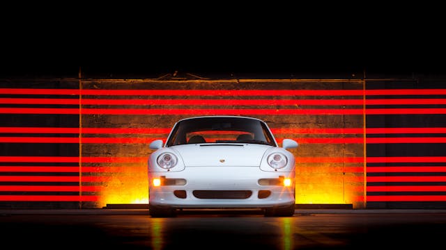 Porsche-993-911-Turbo front