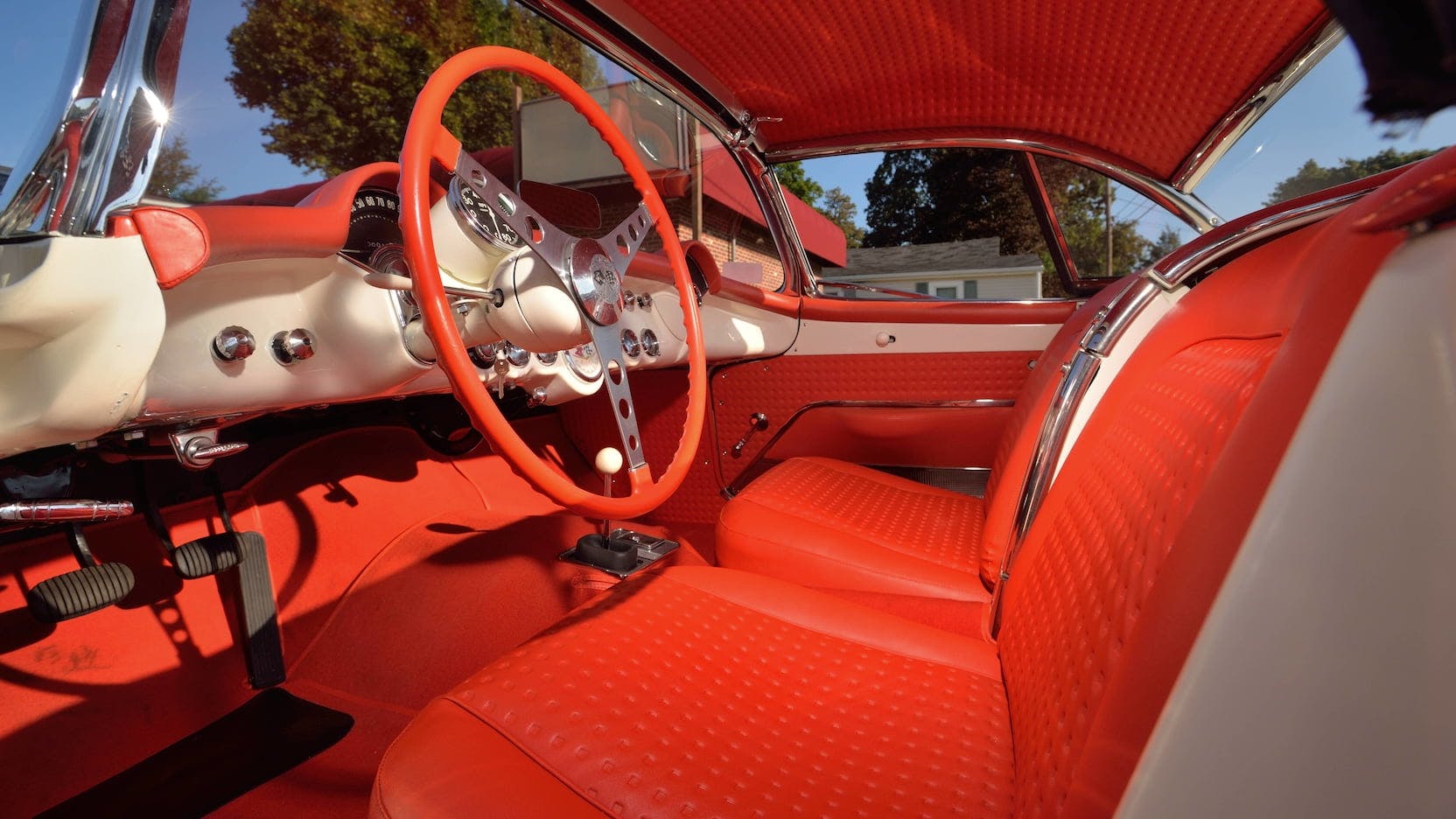 1957 Chevrolet Corvette Big Brake airbox interior