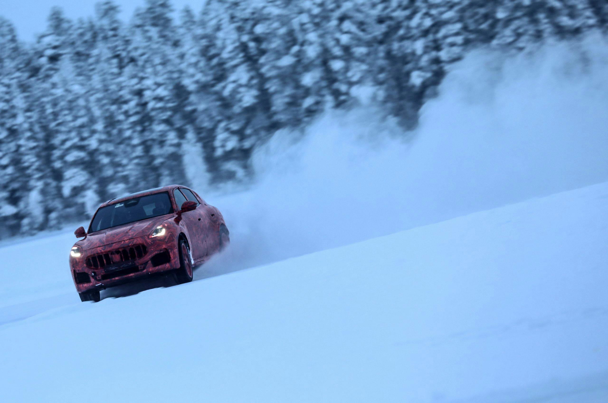 Maserati Grecale in snow prototype camo