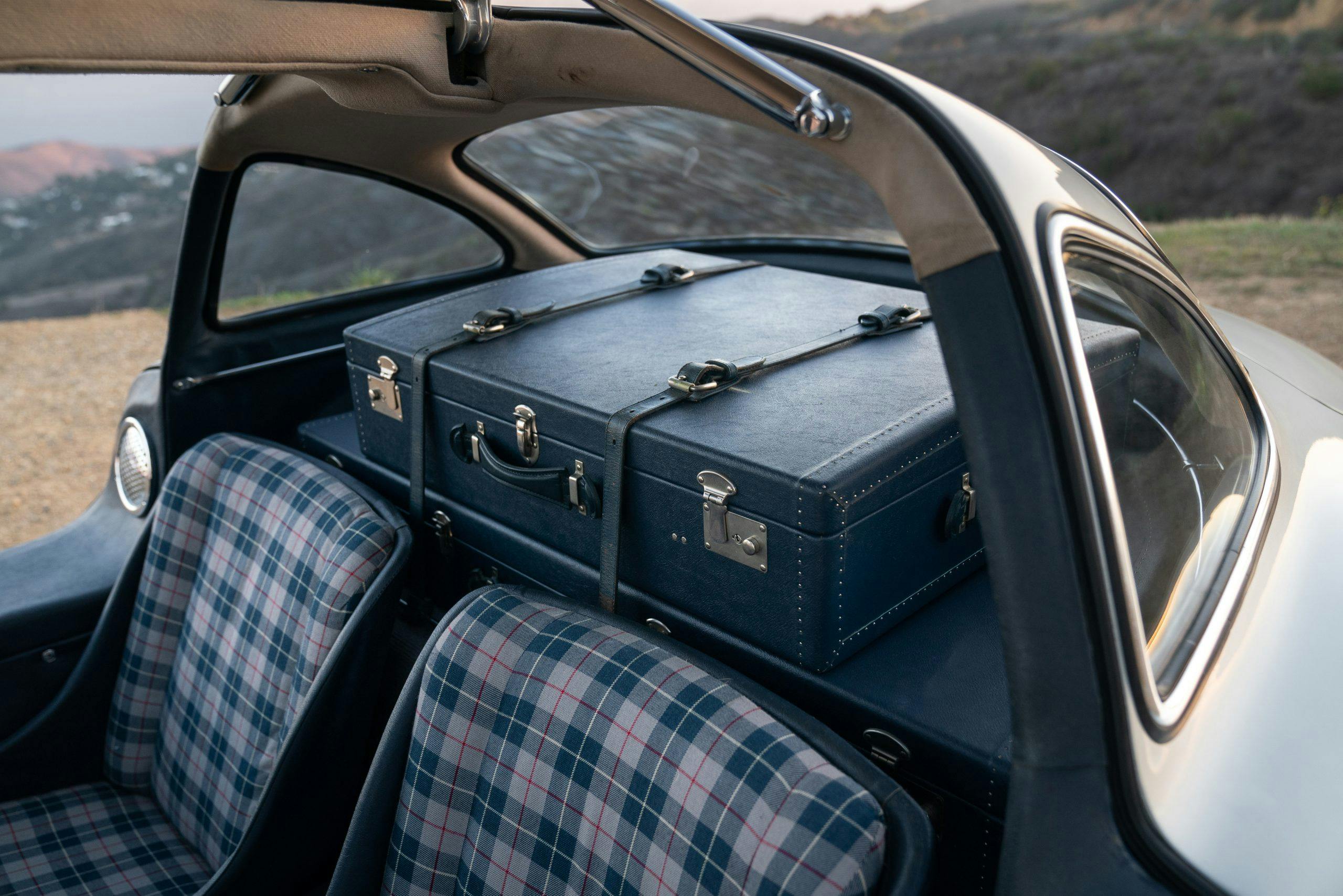 1955 Mercedes-Benz 300 SL interior rear suitcase