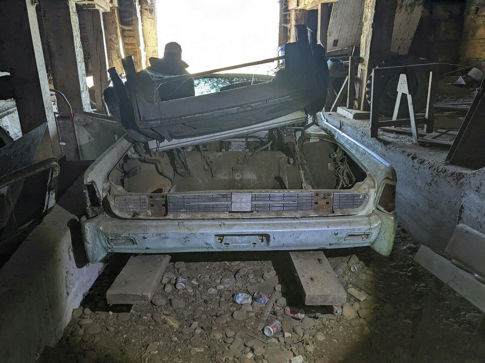 1962 Lincoln Continental barn find rear