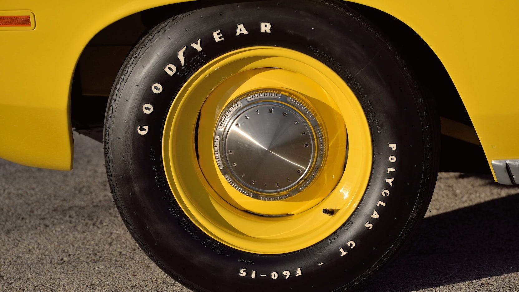 1970 Plymouth HEMI Cuda Convertible wheel tire