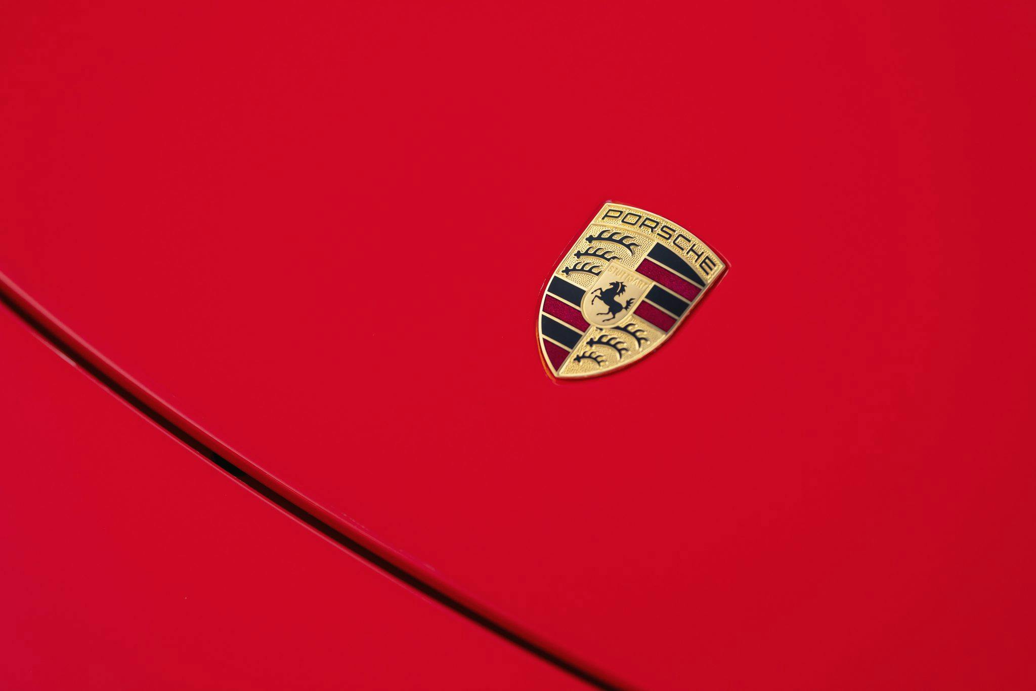 2005 Porsche Carrera GT badge logo crest stuttgart