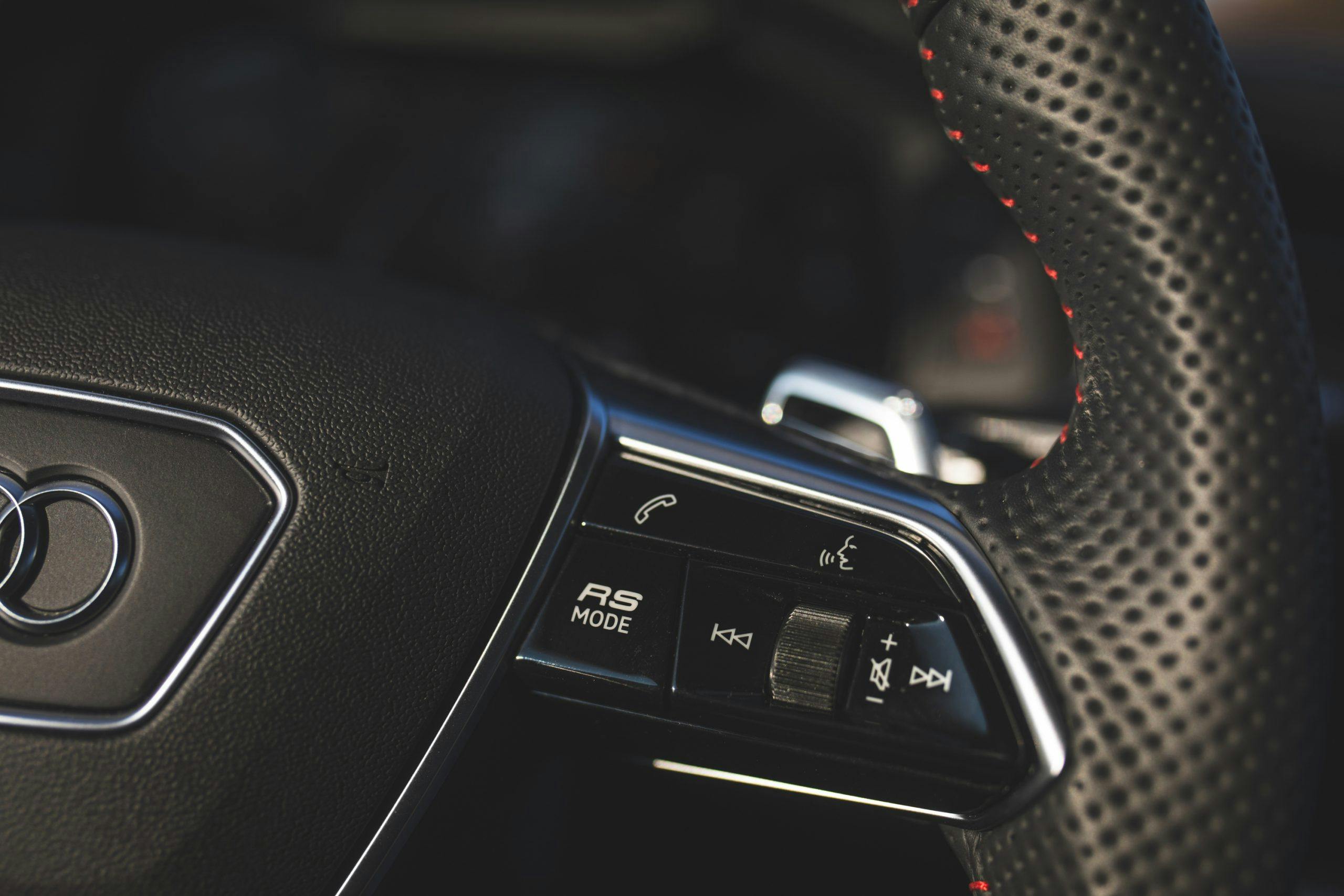 2021 Audi RS 7 interior steering wheel controls detail