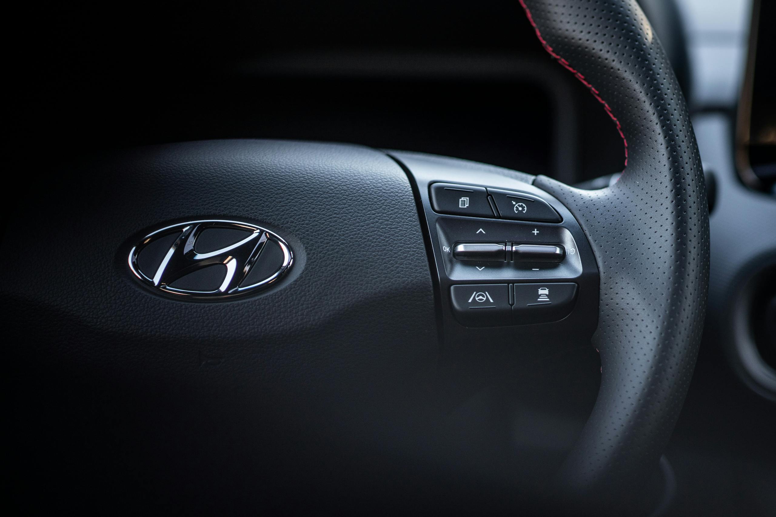 2022-Hyundai-Kona-N-Line-AWD interior steering wheel detail