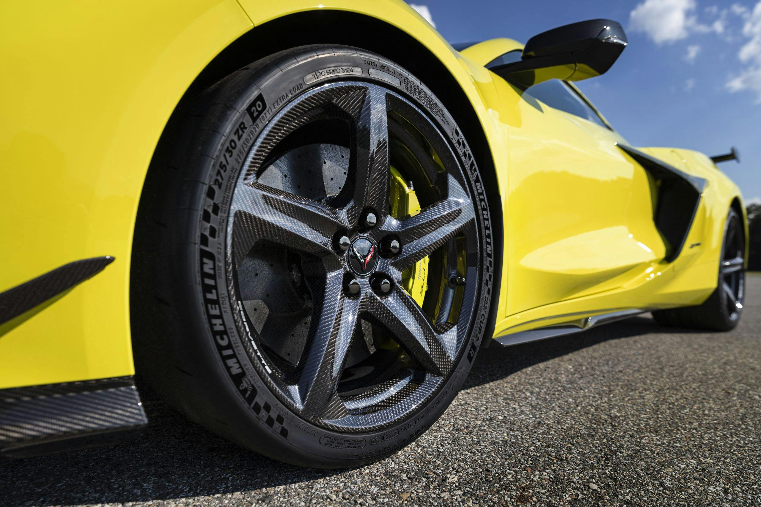 2023 Chevrolet Corvette Z06 carbon fiber wheel detail