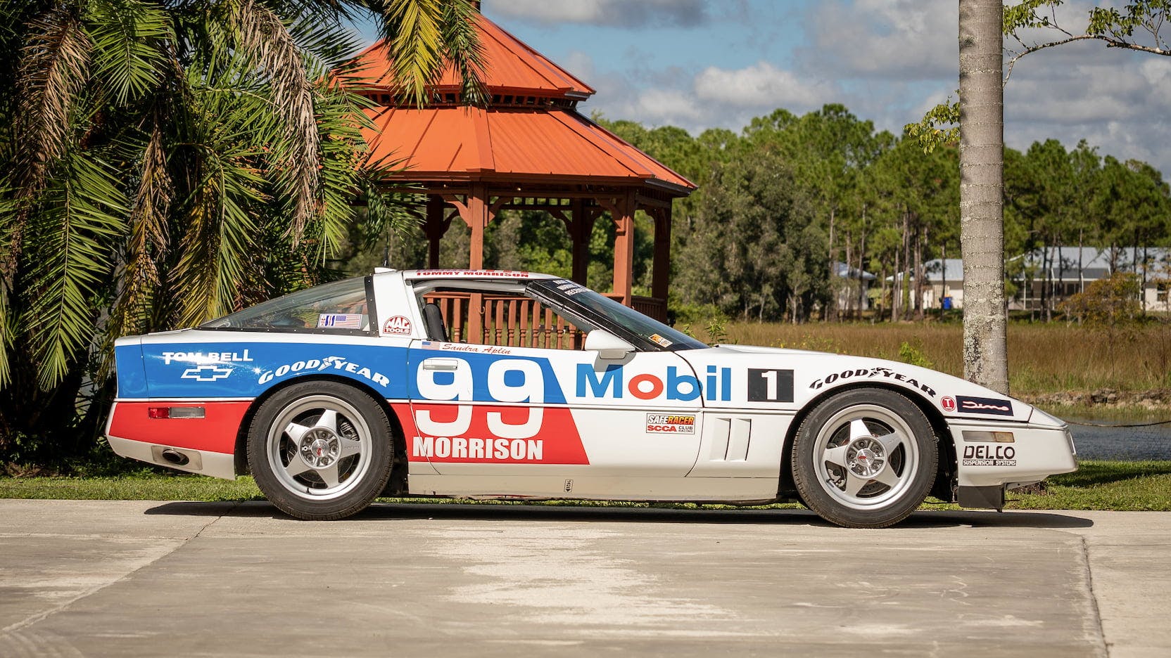 1990 CHEVROLET CORVETTE SCCA ESCORT WORLD CHALLENGE RACE CAR