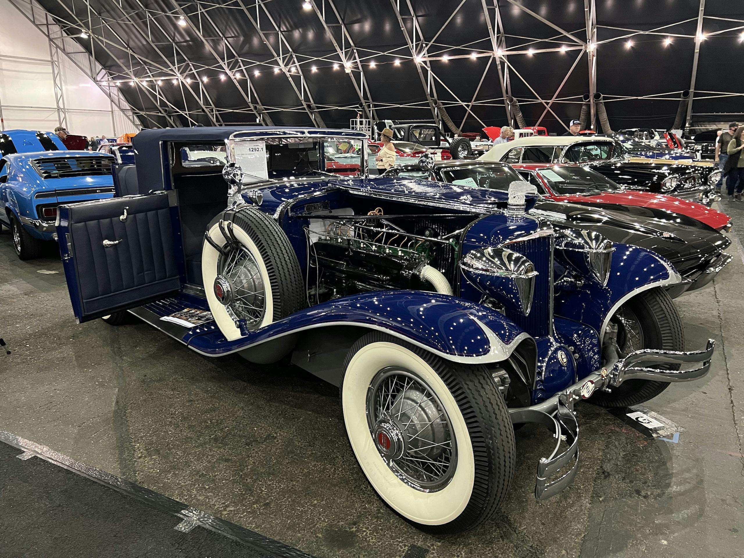 From subtle to shouty American treasures at BarrettJackson 2022