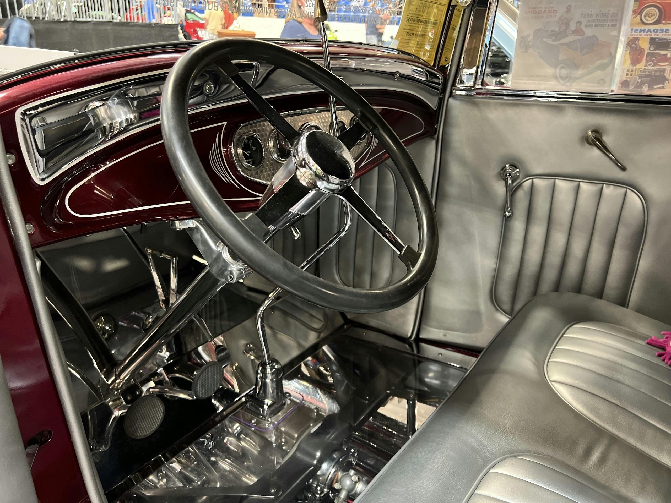 1932-ford-sport-coupe-wild-cherry-harry-jackman-interior