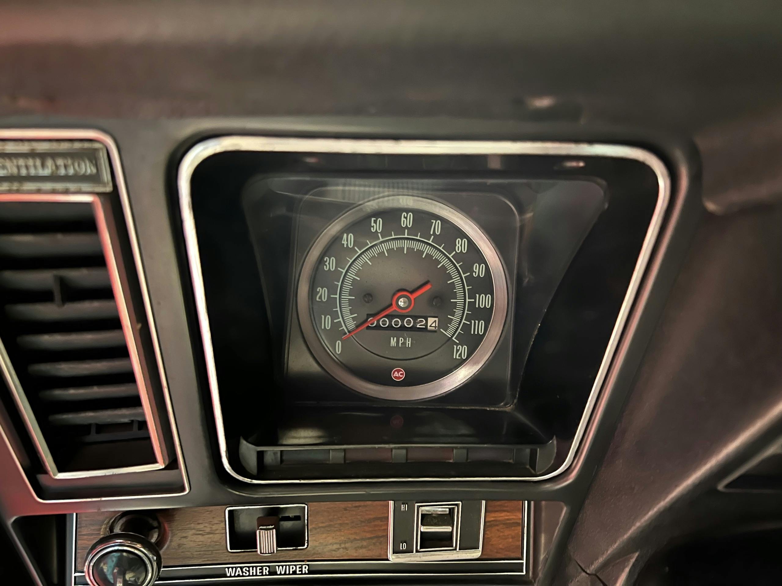 1969-camaro-cutaway-odometer