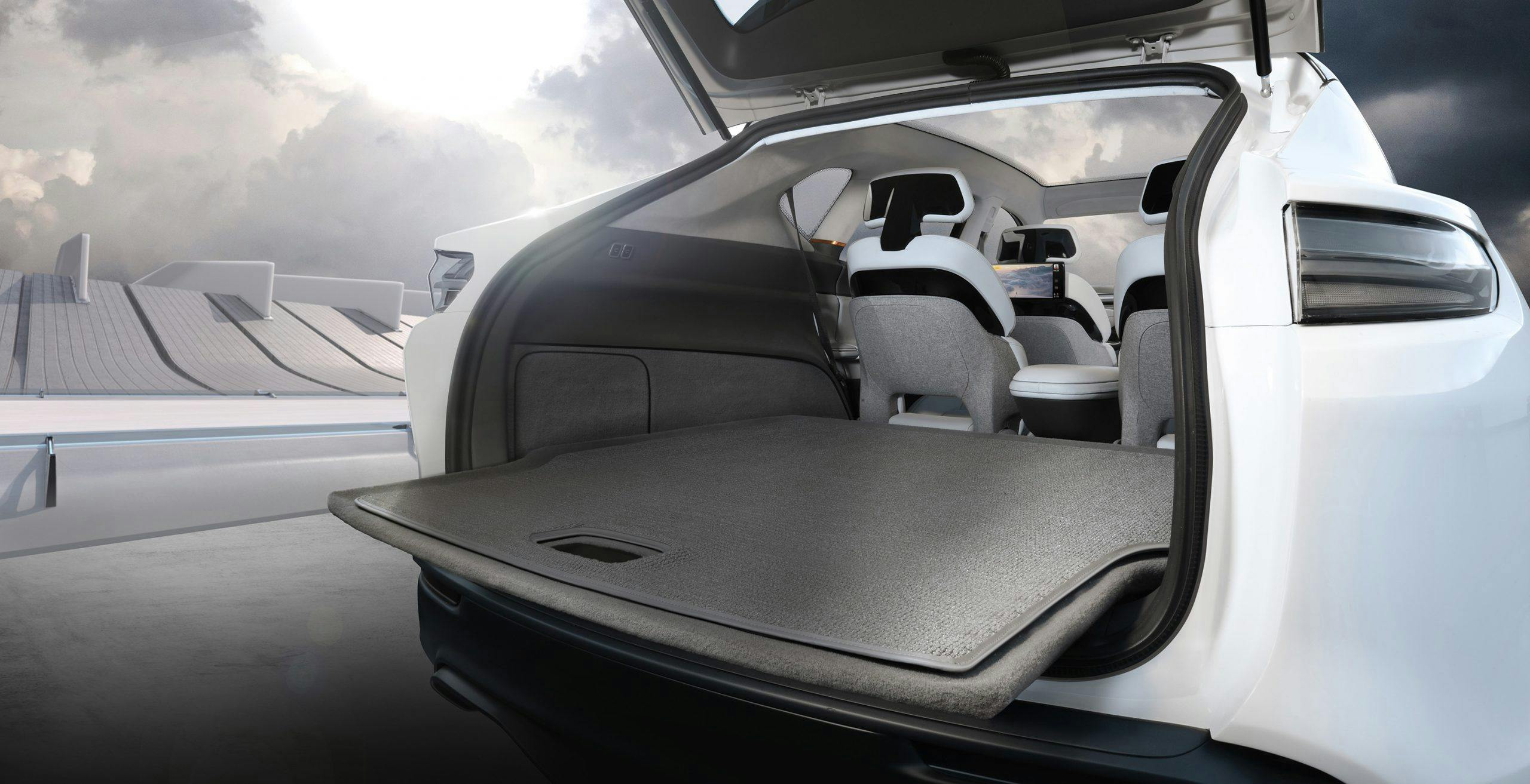 2022 Chrysler Airflow Concept trunk