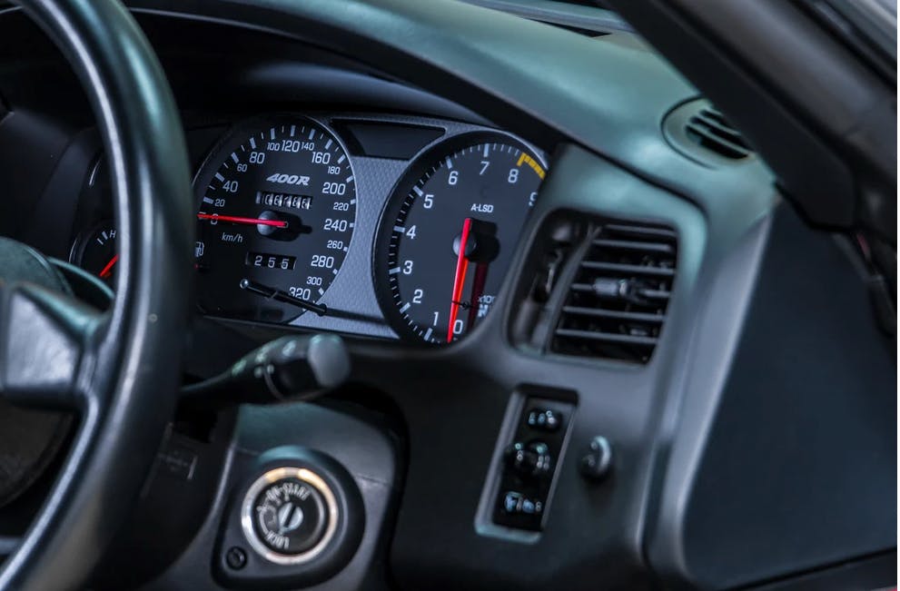 Nissan NISMO 400R interior gauges